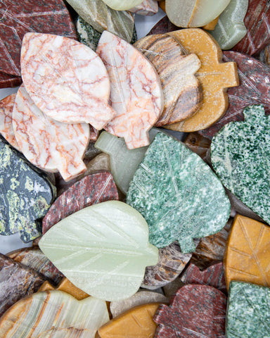 Assorted Leaf Carvings (1 kg lot)