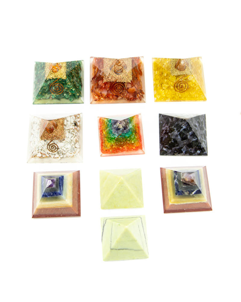 Assorted Pyramids - 10 pcs (#226183)