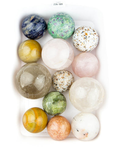 Assorted Spheres - 13 pcs (#226189)