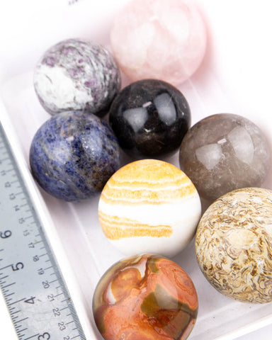 Assorted Spheres - 8 pcs (#226307)
