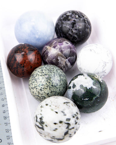 Assorted Spheres - 8 pcs (#226308)