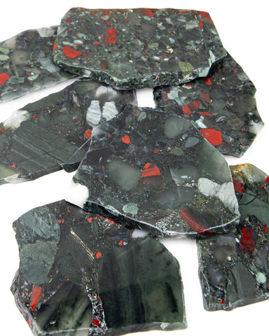 Bloodstone Slabs (2 kg lot)