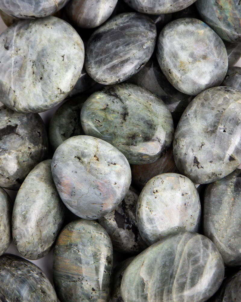 Labradorite Jumbo Palms (2 kg lot)