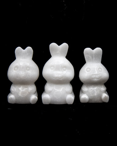 Smiley Bunny Carving (White Marble)