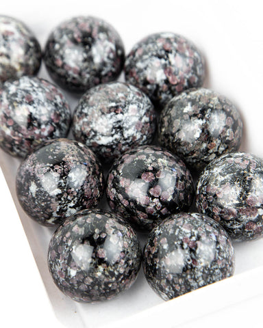 Spinel Matrix Spheres - 11 pcs (#255716)