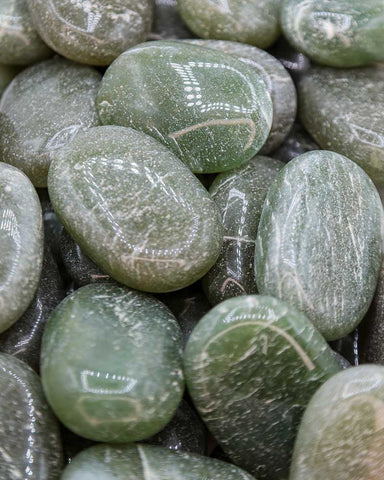 Green Aventurine Palm Stones